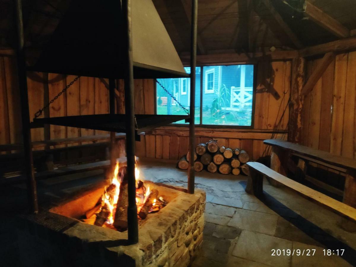 Domki W Dolinie Wiezycy Szymbark  Esterno foto